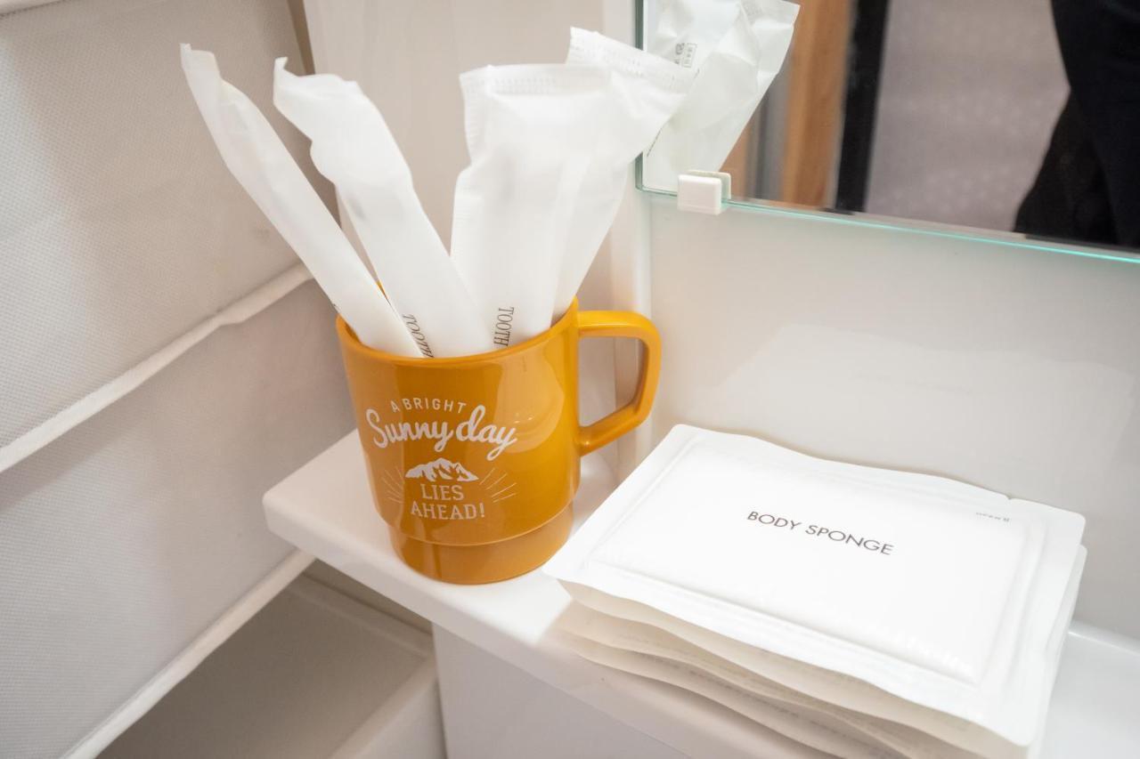 Guesthouse Oneworld Shijo四条京町屋 เกียวโต ภายนอก รูปภาพ